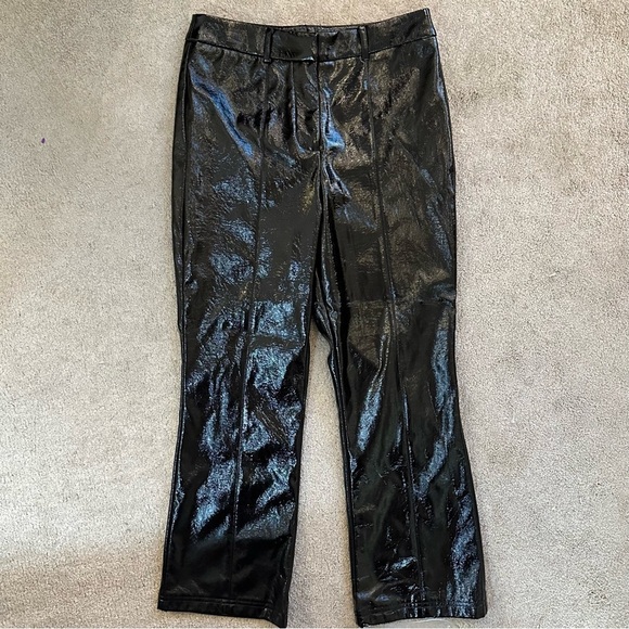 NWT 7 For All Mankind Shiny Faux Leather Wide Crop Leg Flare black pants M - Picture 1 of 8
